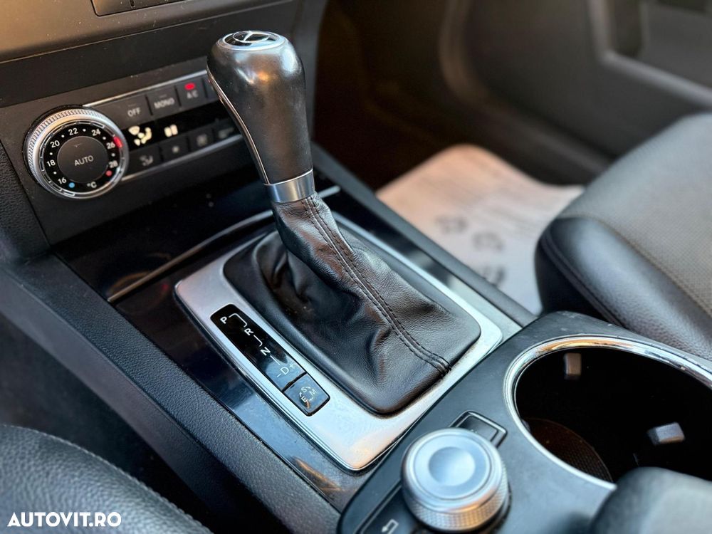 Mercedes-Benz GLK 220 CDI DPF BlueEFFICIENCY 7G-TRONIC SPORT EDITION - 8