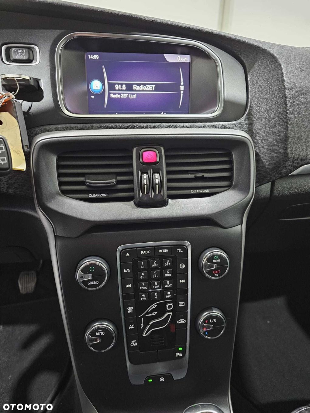 Volvo V40 - 8