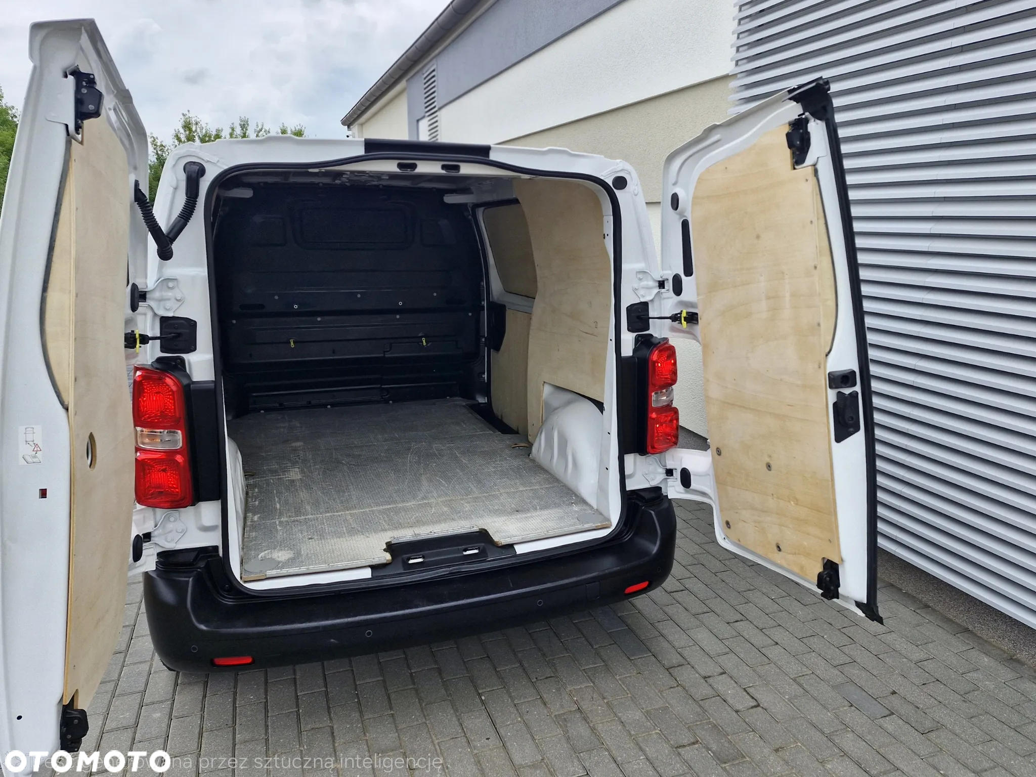 Citroën Jumpy, wersja M, automat, klima, kamera cofania - 12