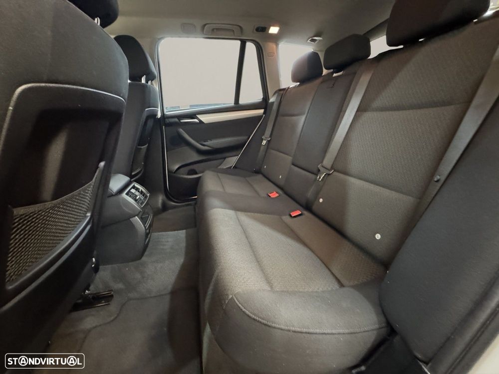BMW X3 18 d sDrive Advantage Auto - 16