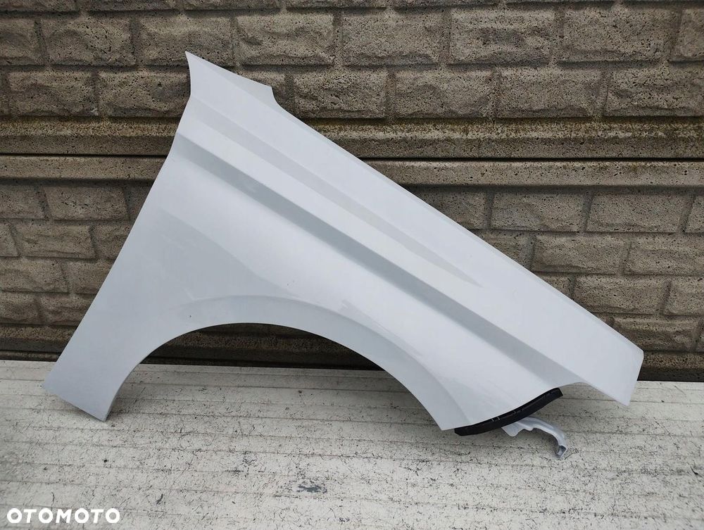 PEUGEOT 308 21- BŁOTNIK PRAWY PRZEDNI - 1