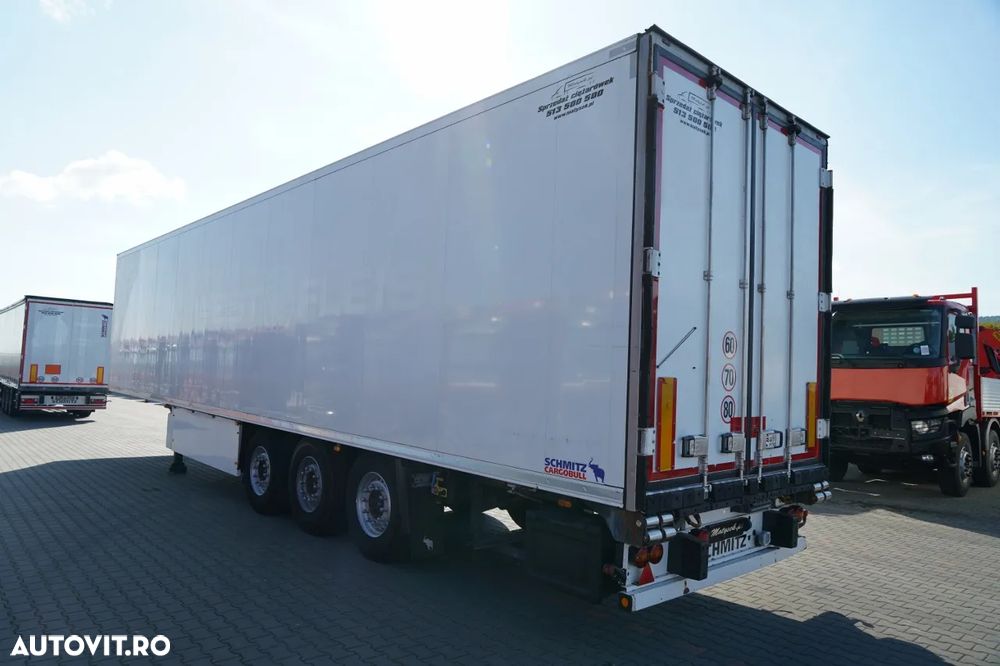 Schmitz Cargobull / REFRIGERAT / THERMO KING SLX 300 / CU CÂRLIG / AXĂ DE RIDICARE / COȘ PENTRU PALEȚI - 3