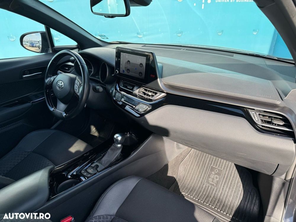 Toyota C-HR 1.8 HSD 122 CP 4x2 CVT Cult - 9