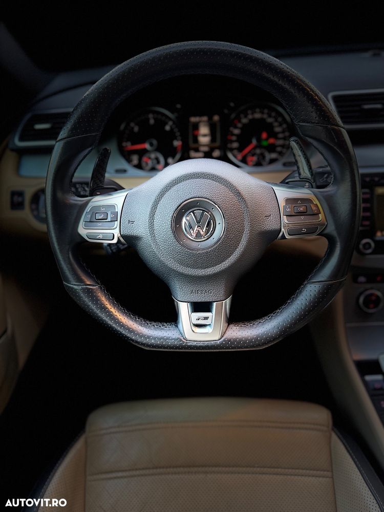 Volkswagen Passat CC - 32