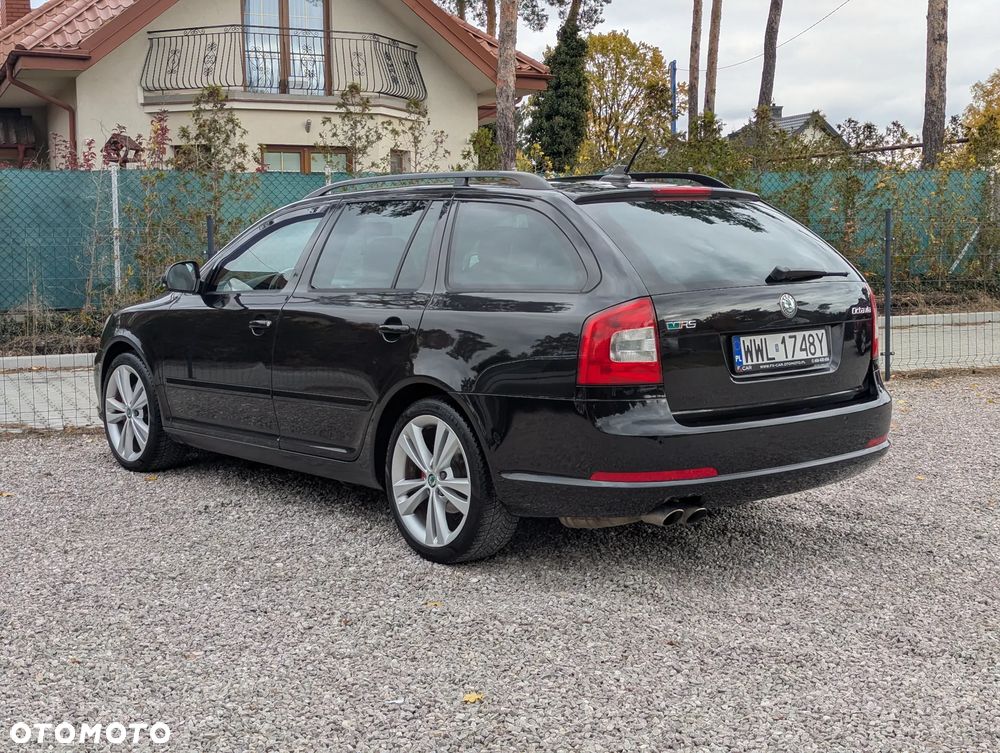 Skoda Octavia Combi 2.0 TSI RS - 5