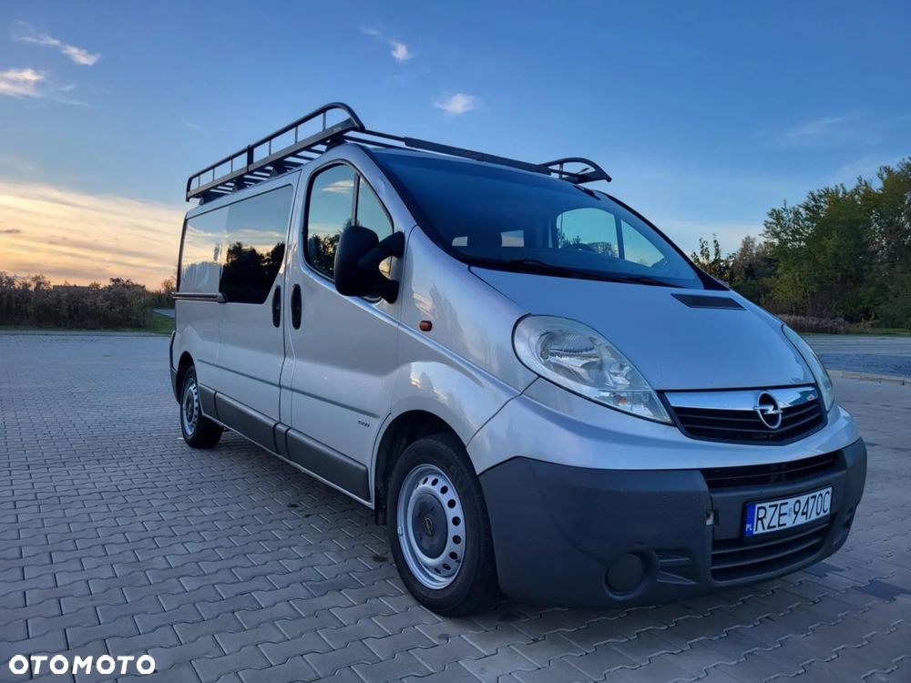 Opel Vivaro - 12