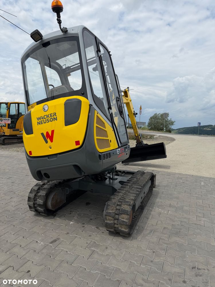 Wacker Neuson ET24 - 8