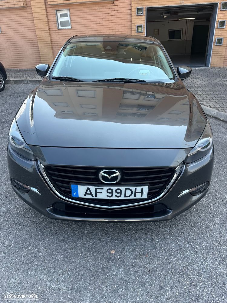 Mazda 3 Hatchback - 1