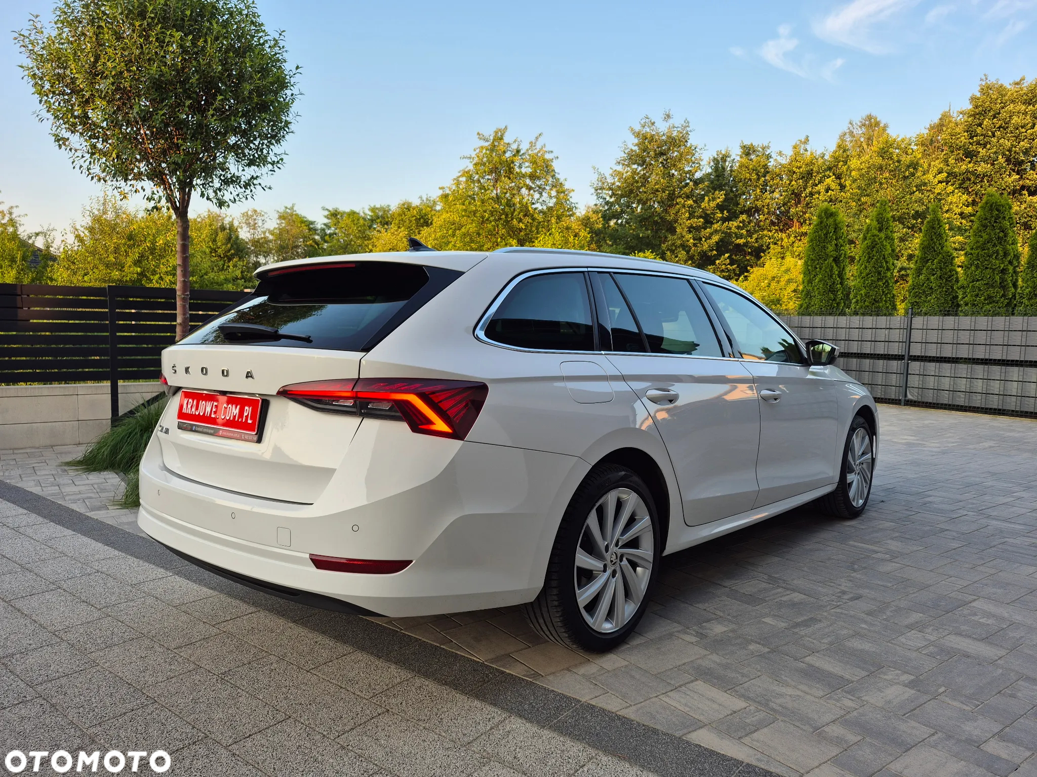 Skoda Octavia 2.0 TDI Style DSG - 3