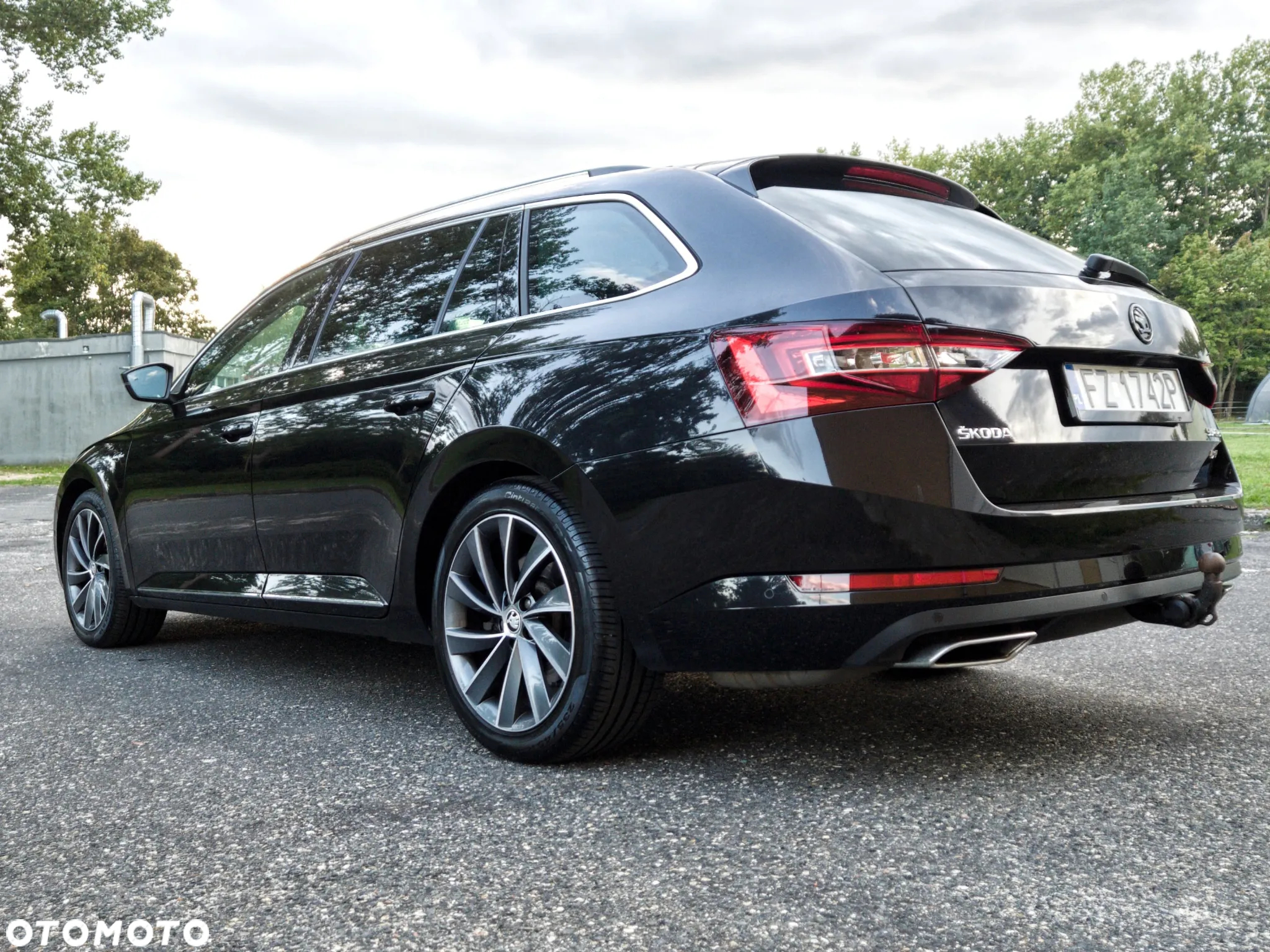 Skoda Superb 2.0 TSI 4x4 L&K DSG - 11