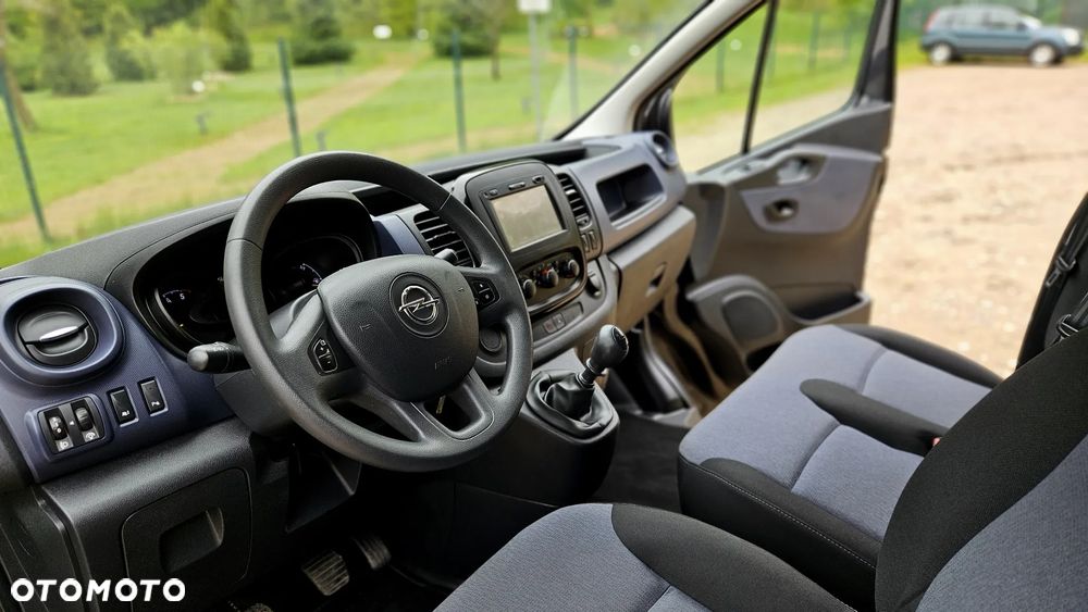 Opel Vivaro L2H1 2.9t Edition - 31