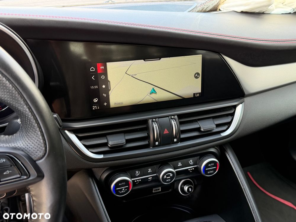 Alfa Romeo Giulia 2.0 Turbo Tributo Italiano Q4 - 28