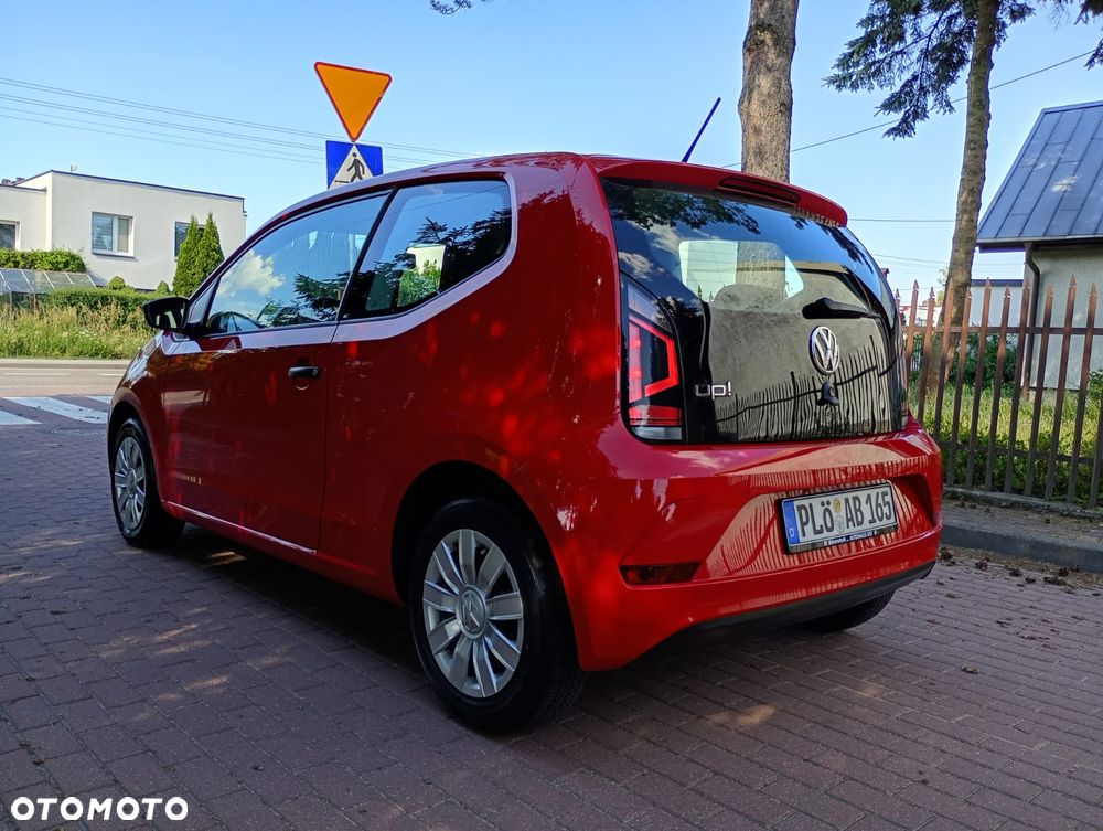 Volkswagen up! 1.0 Beats - 4