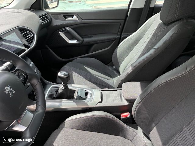 Peugeot 308 SW 1.5 BlueHDi Allure Pack - 19
