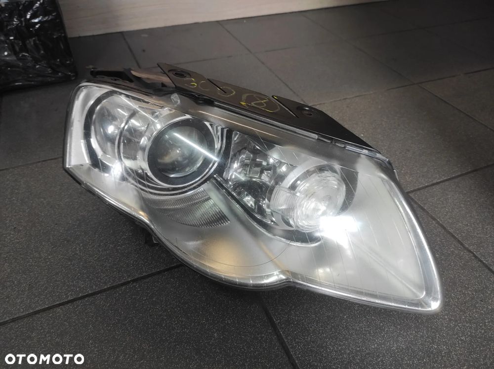 LAMPA PRZEDNIA PRAWA VW PASSAT B6 .8. PRZED LIFT BI XENON SKRĘTNY CAŁA OK WYSYŁKA !!! - 1