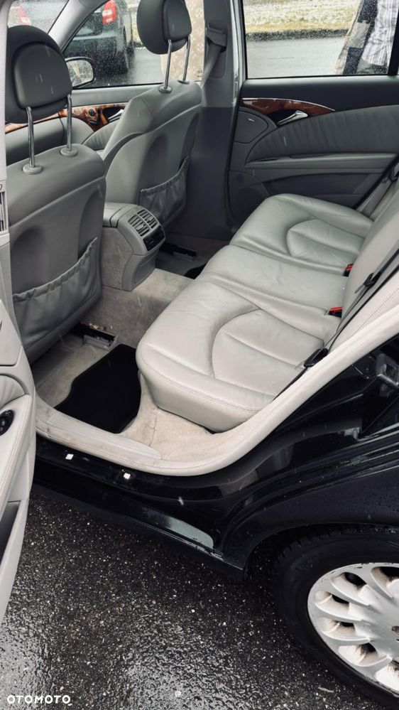 Mercedes-Benz Klasa E 500 4Matic Automatik Elegance - 7