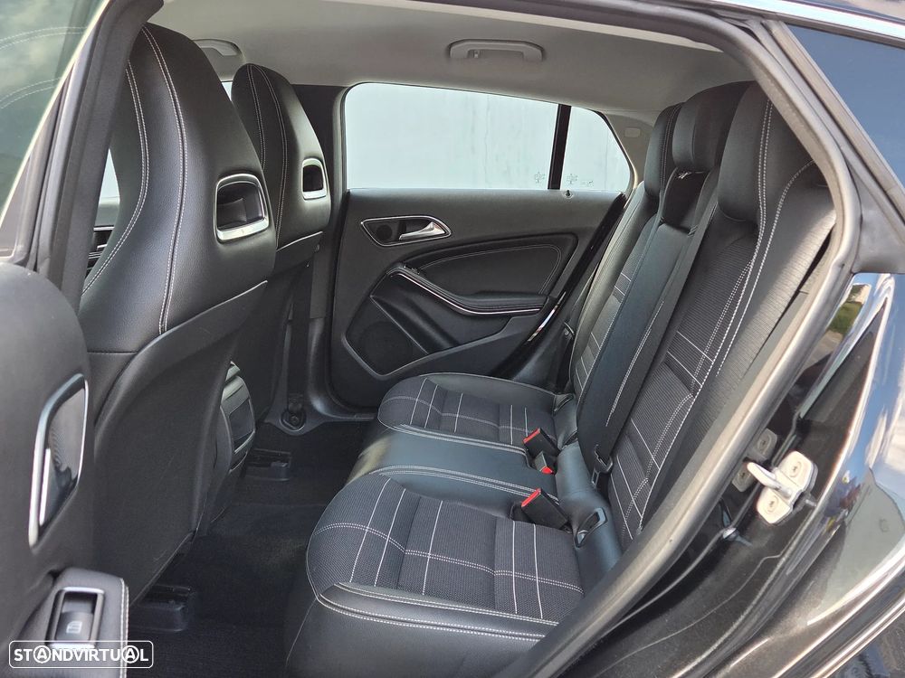 Mercedes-Benz CLA 200 d Shooting Brake Urban Aut. - 21