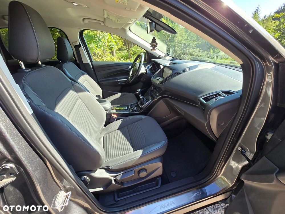 Ford Kuga 1.5 EcoBoost FWD Titanium ASS MMT6 - 7