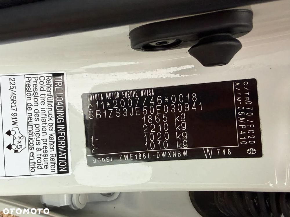 Toyota Auris 1.8 VVT-i Automatik Comfort - 39