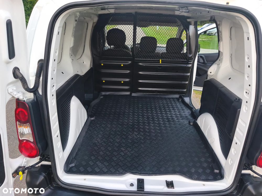 Citroën BERLINGO - 23