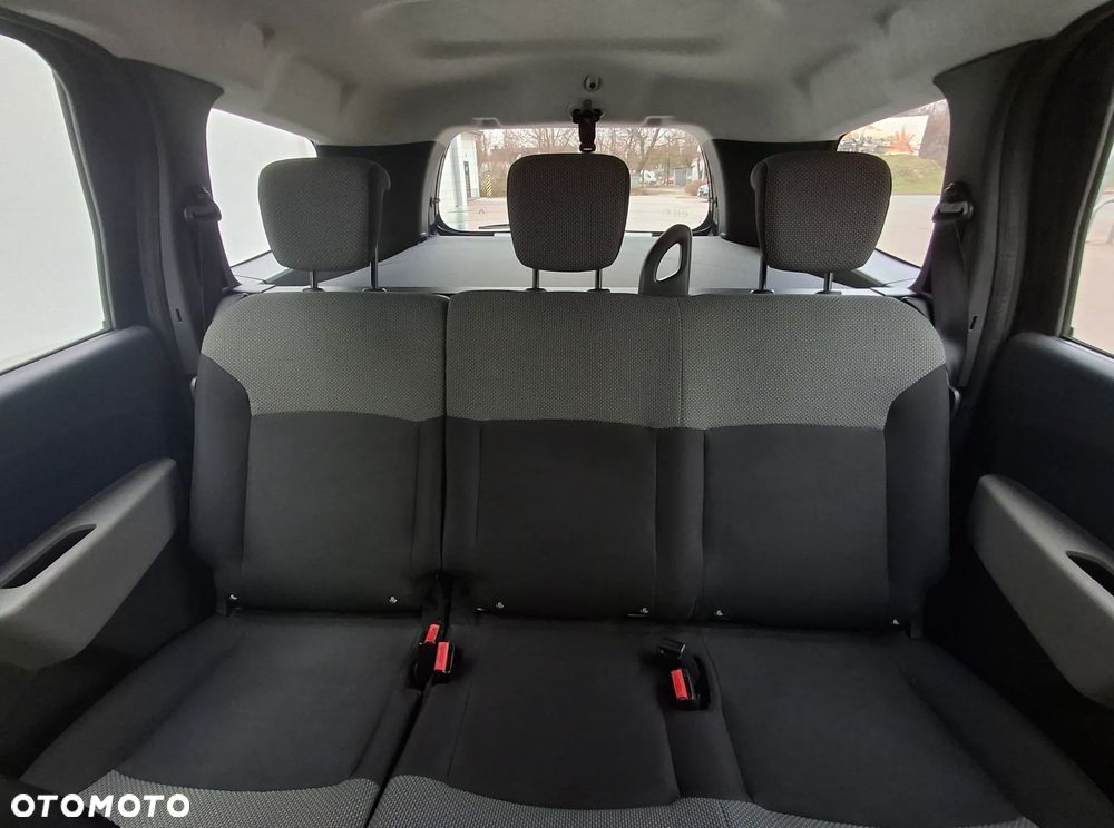 Dacia Lodgy 1.6 Access - 9