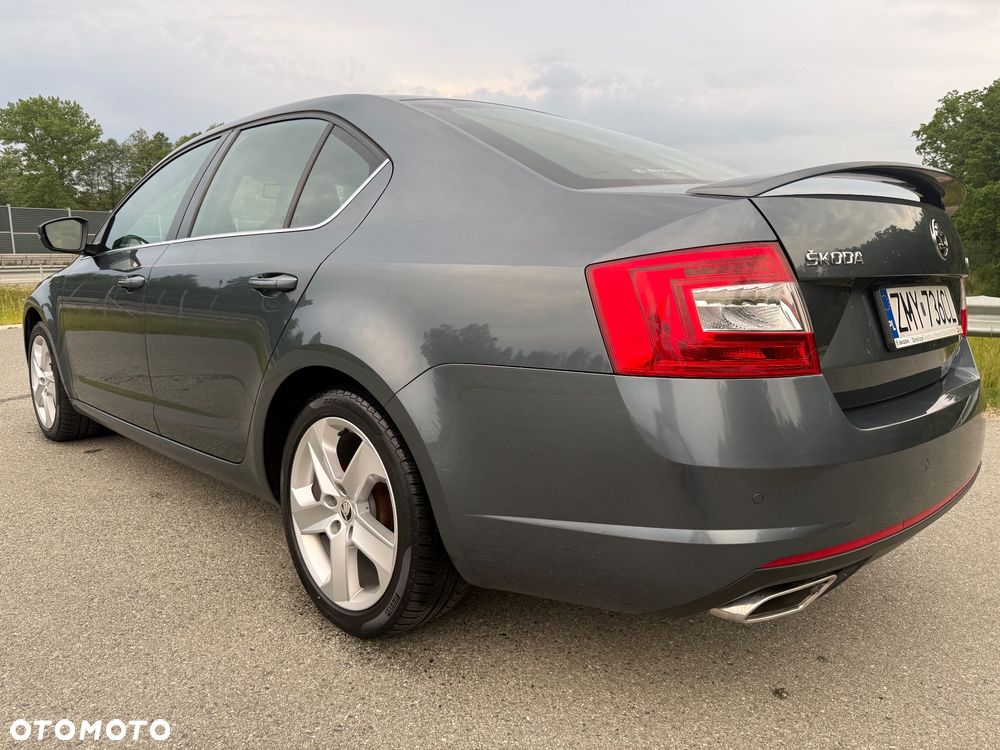 Skoda Octavia 2.0 TDI RS - 12