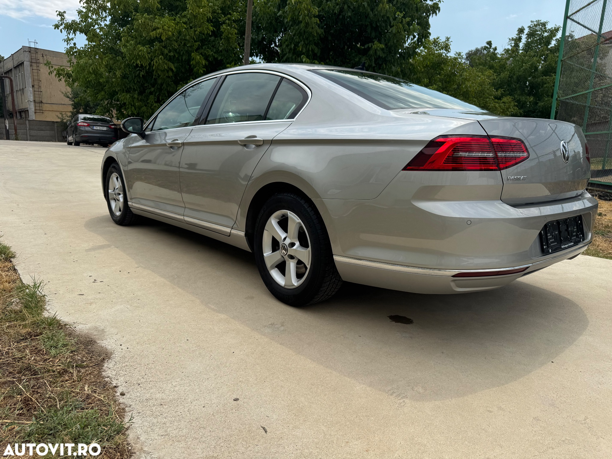 Volkswagen Passat Variant 1.4 TSI ACT (BlueMotion Technology) Highline - 4