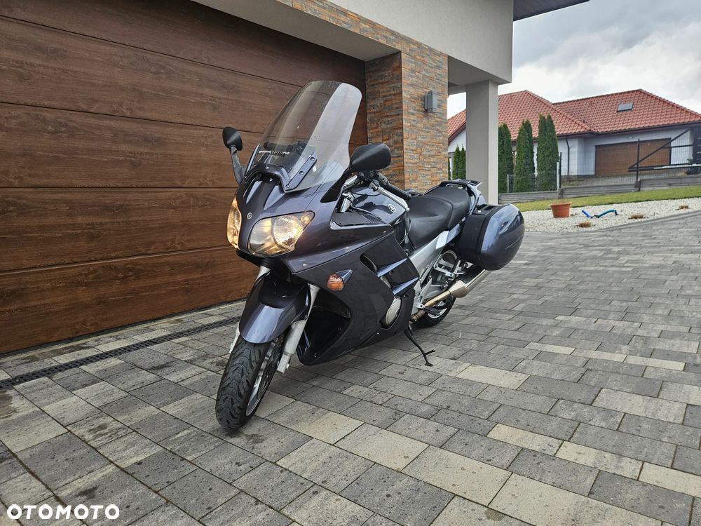 Yamaha FJR - 3