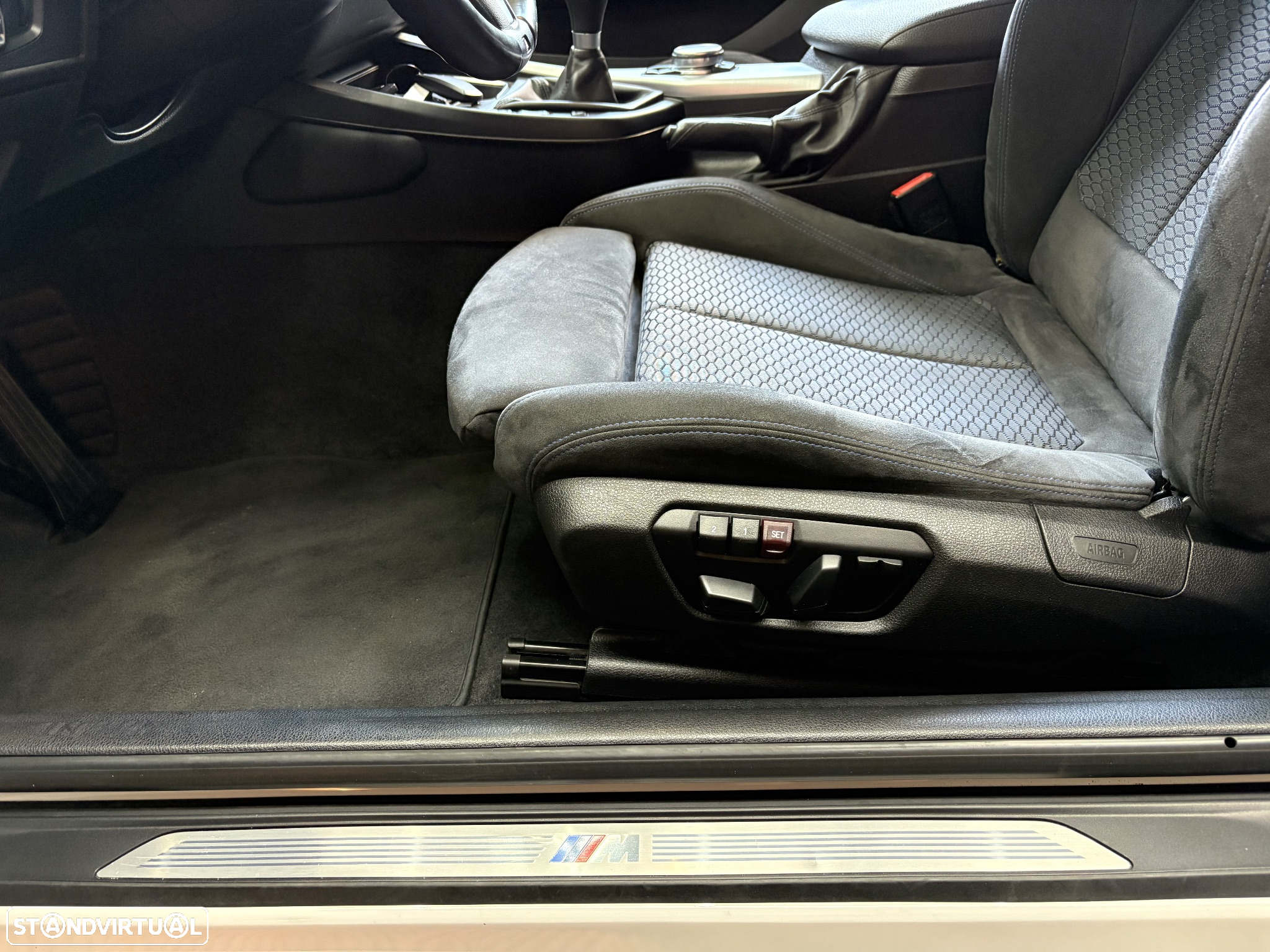 BMW 120 d Pack M - 36