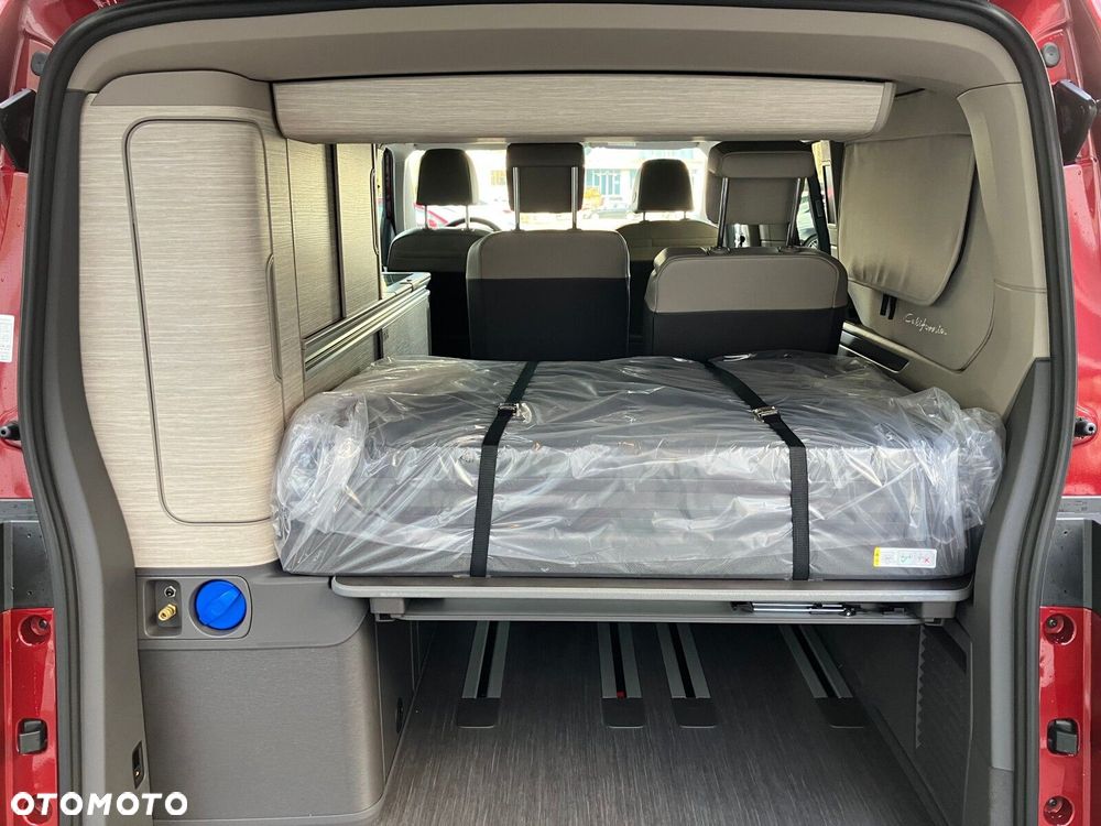 Volkswagen california Nowa California Ocean silnik: 2,0 l TDI SCR 150 KM / skrzynia biegów: 7-biegowa DSG rozstaw osi: 3124 mm - 24