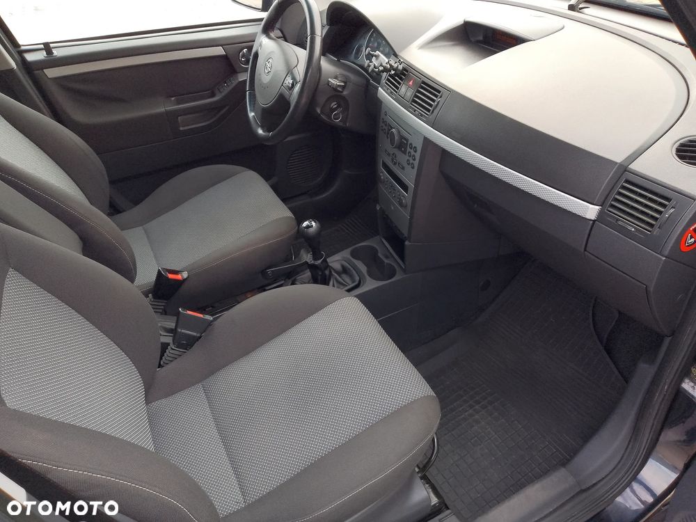 Opel Meriva 1.8 Enjoy - 26