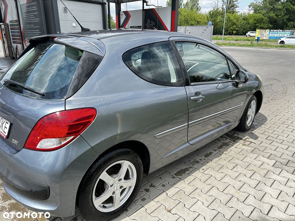 Peugeot 207 - 2