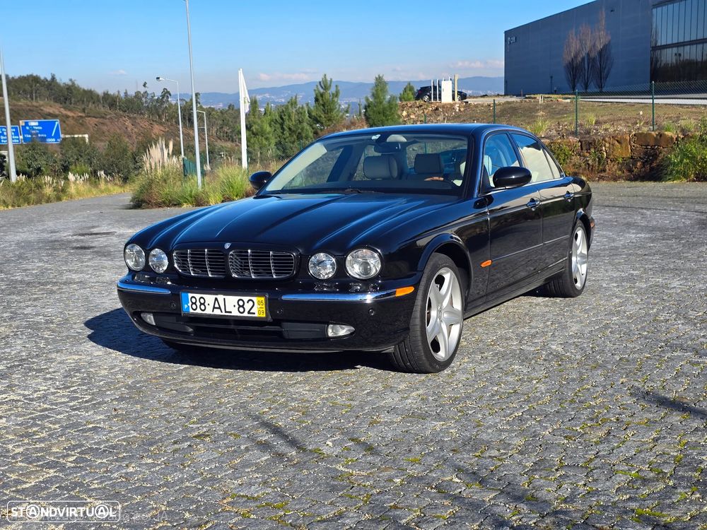 Jaguar XJ XJ6 3.0 Executive - 1