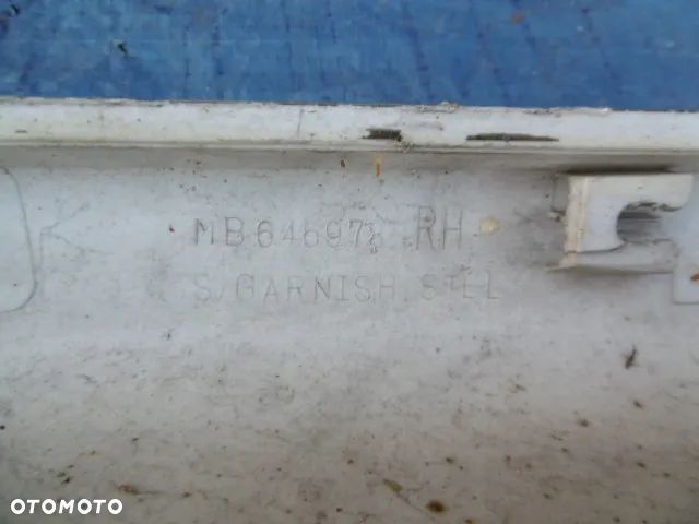 LISTWA NAKŁADKA PROGOWA PRÓG LEWY PRAWY MB646977 MB646978 MITSUBISHI PAJERO II 2 LONG - 8
