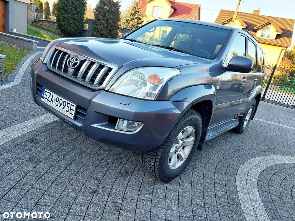 Toyota Land Cruiser - 1