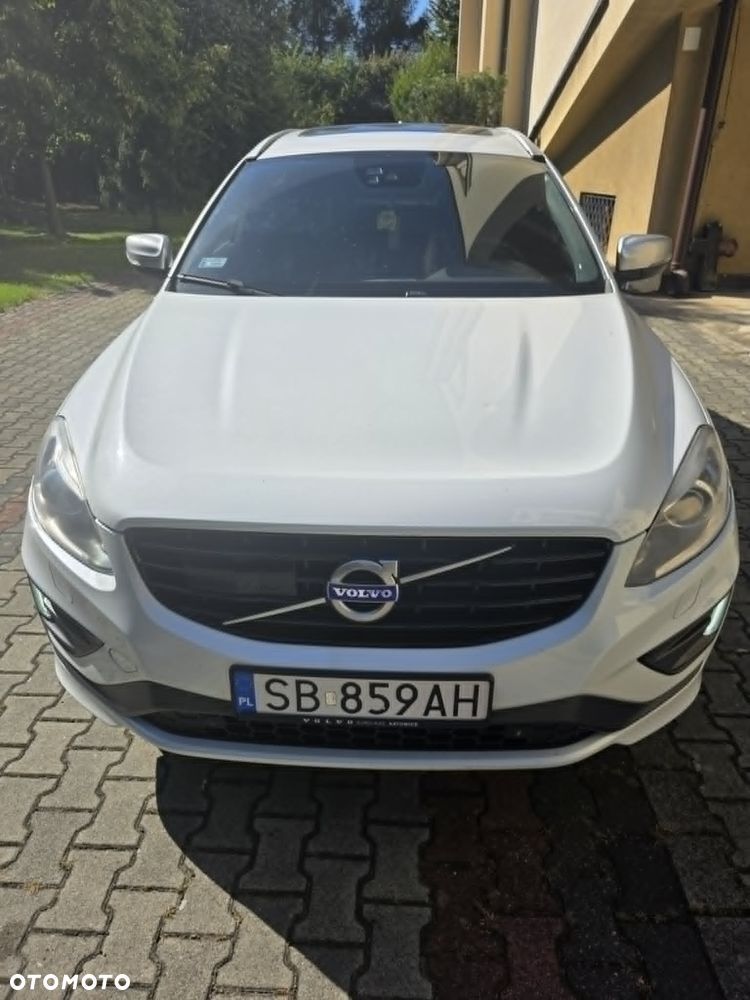 Volvo XC 60 D4 R-Design - 2