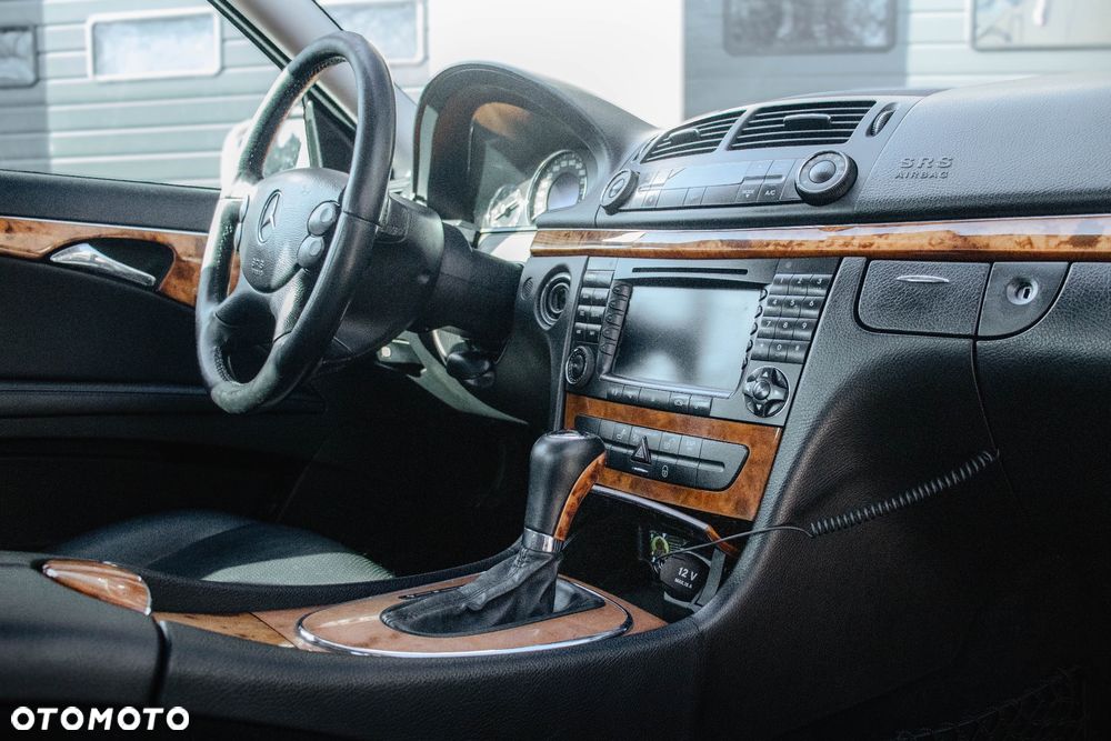 Mercedes-Benz Klasa E 320 CDI 7G-TRONIC Elegance - 14