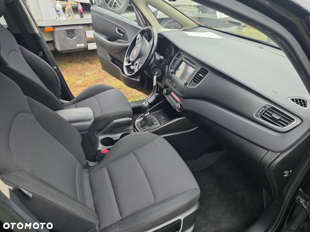Kia Carens 1.7 CRDi 136 Fifa World Cup Edition - 16