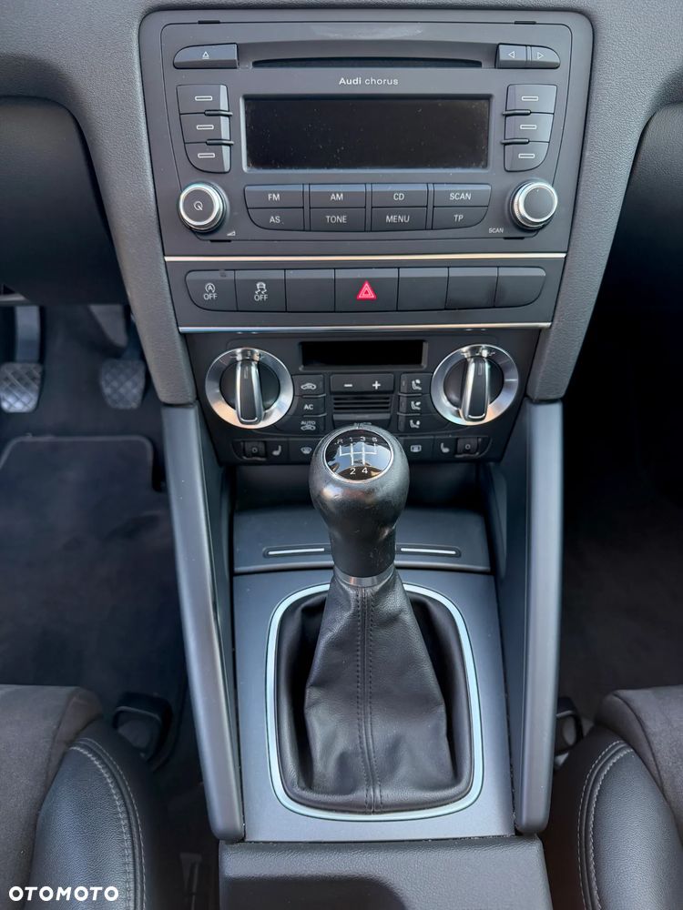 Audi A3 Sportback 1.6 TDI DPF Ambition - 18