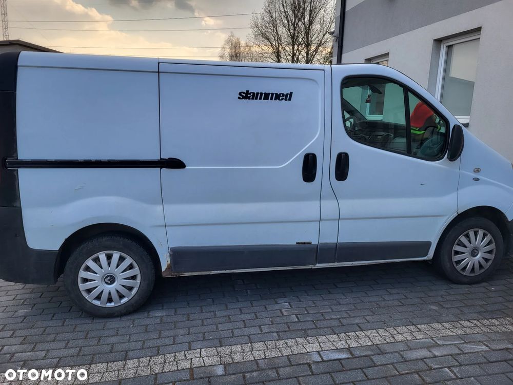 Renault Trafic - 2