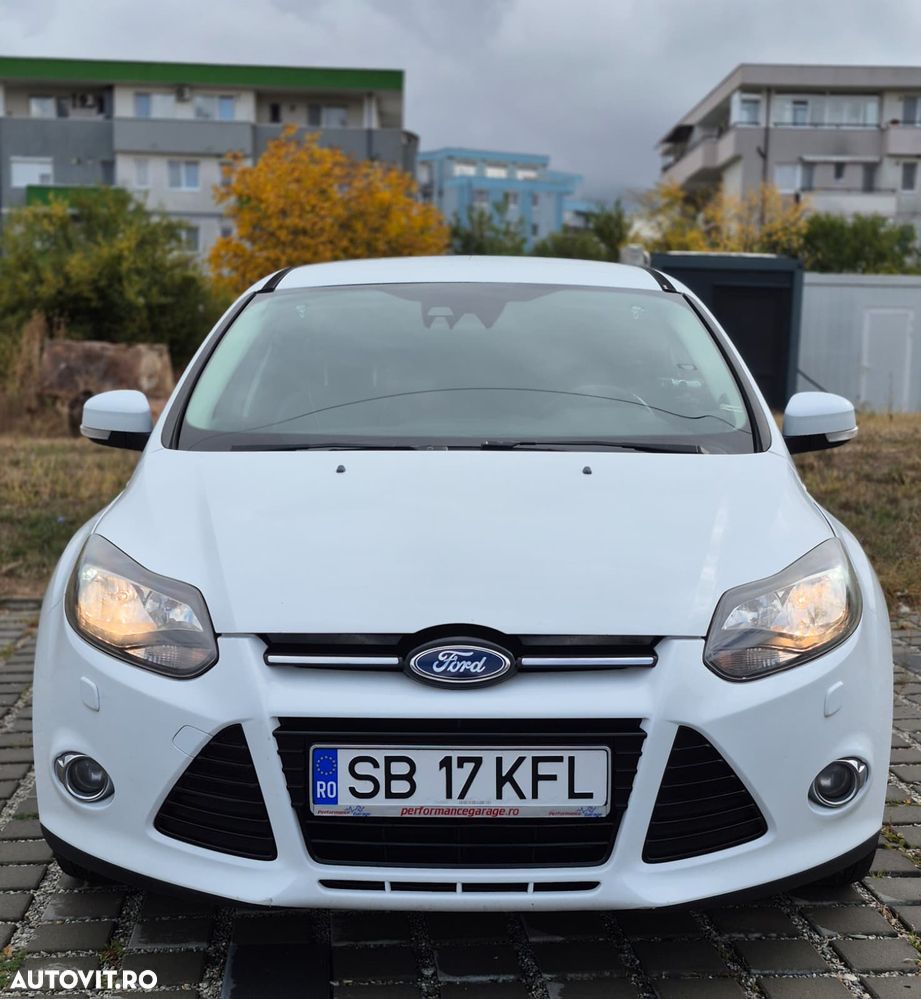 Ford Focus 2011 photo 4