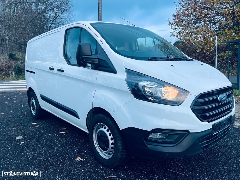 Ford Transit - 1