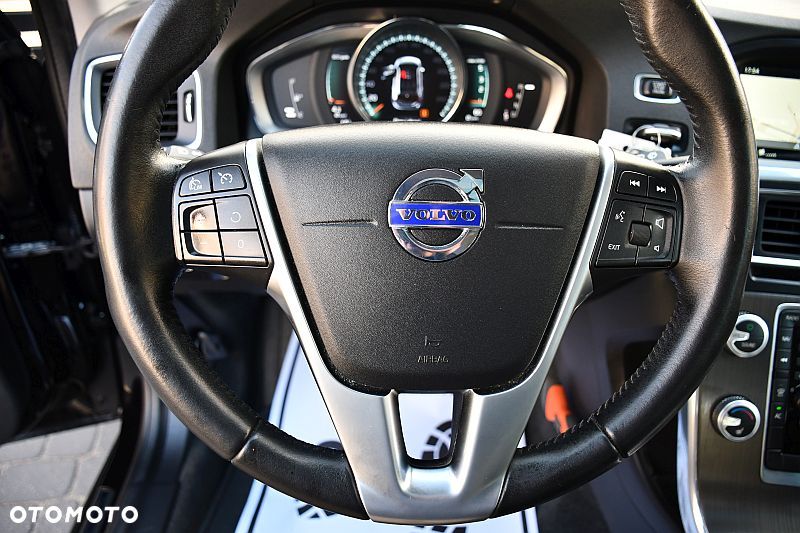 Volvo V60 Cross Country D4 Geartronic Summum - 12