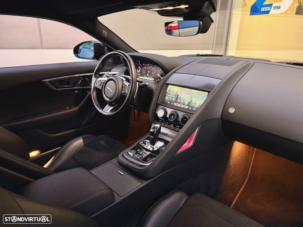 Jaguar F-Type 2.0 i4 R-Dynamic Black - 8