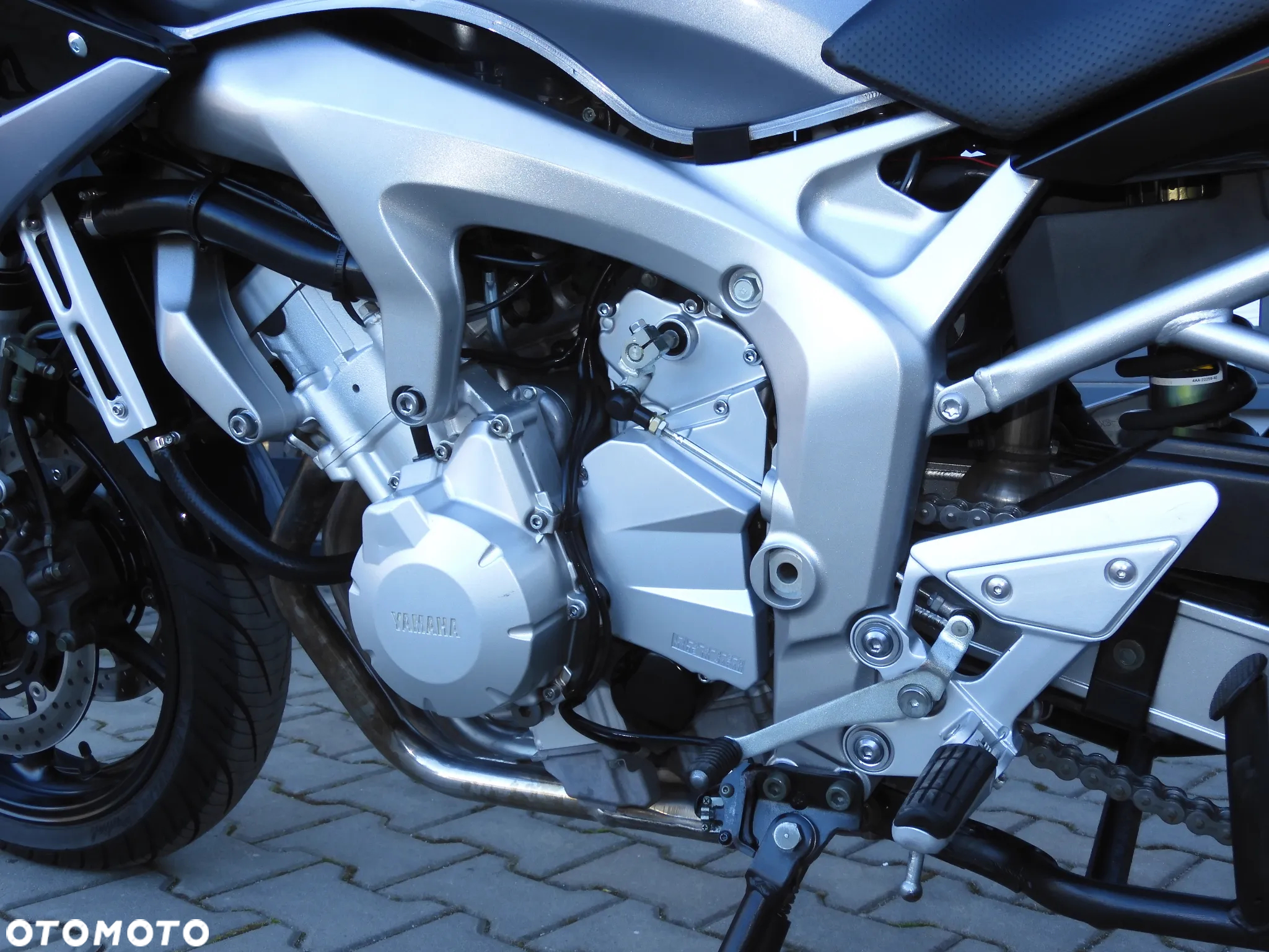 Yamaha FZ6 - 28