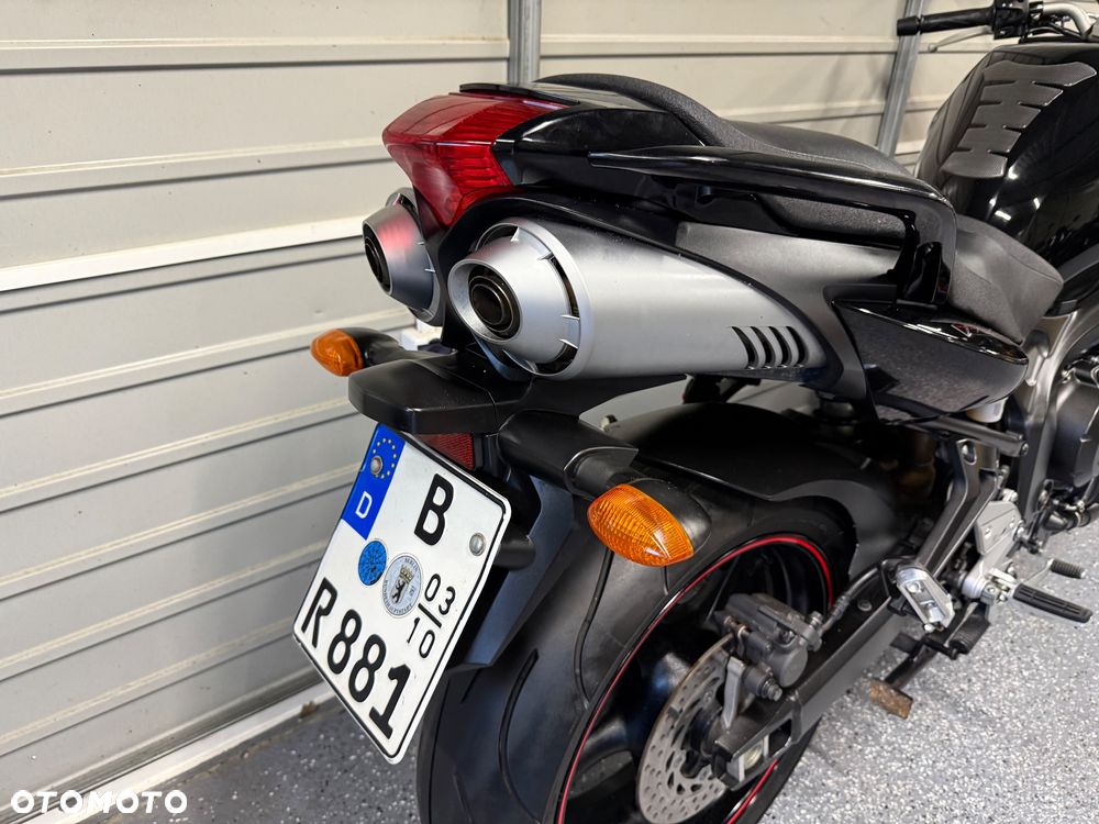 Yamaha FZ6 - 4