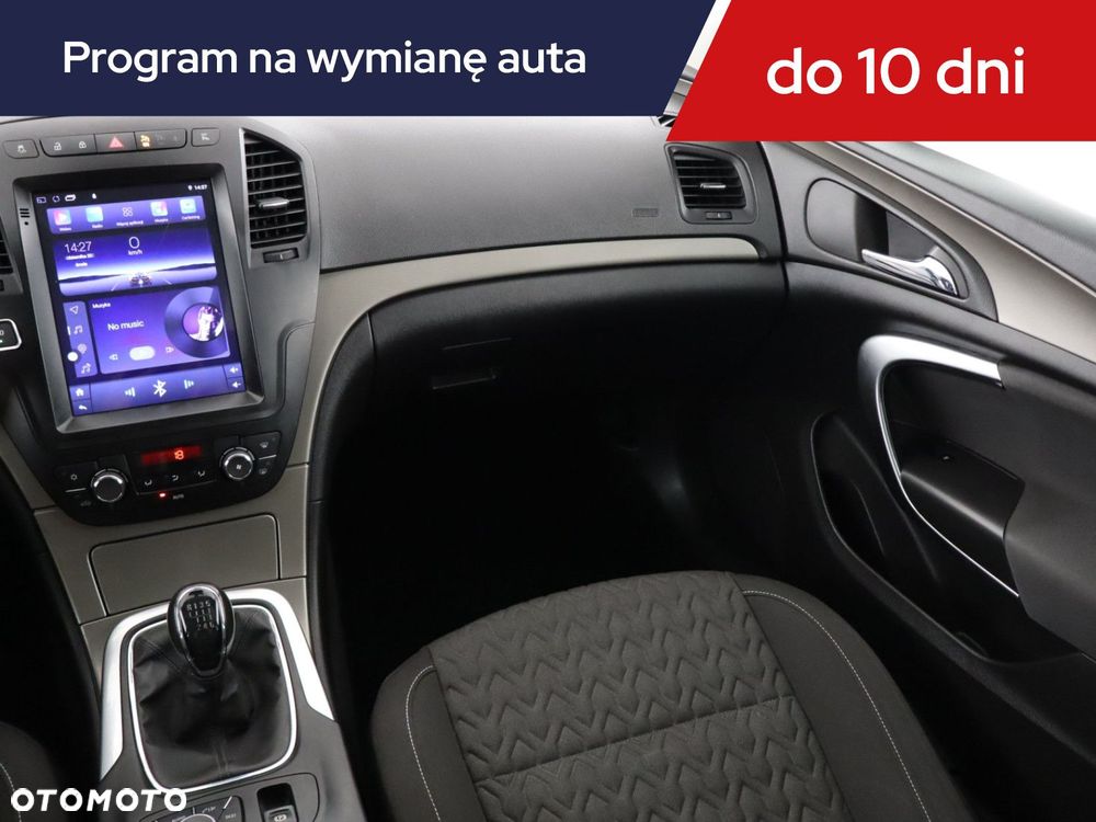 Opel Insignia - 10