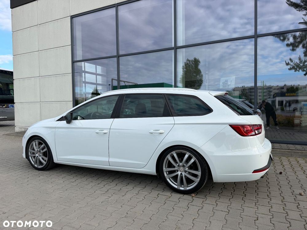 Seat Leon 1.8 TSI Start&Stop DSG FR - 4