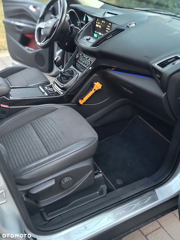 Ford Kuga 2.0 TDCi 4WD Titanium - 7