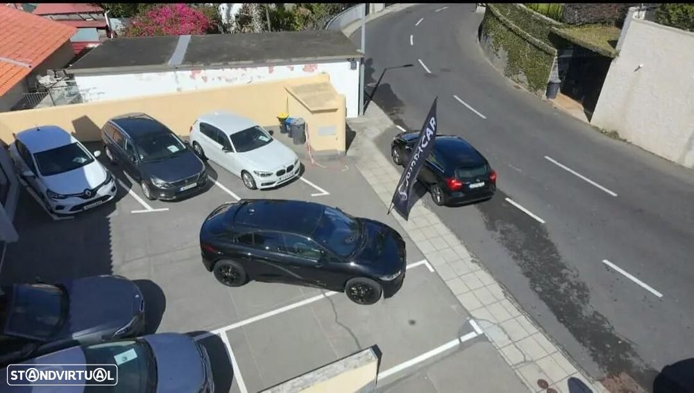 Jaguar I-Pace EV400 R-Dynamic SE AWD - 22